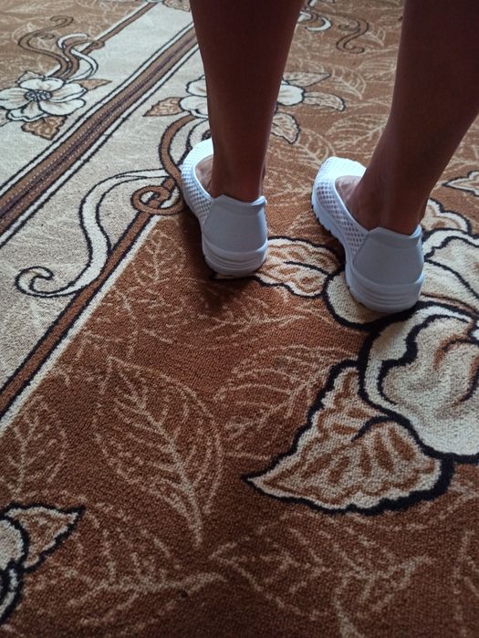 Мокасини нові, дуже зручні, легенькі, на широку ніжку