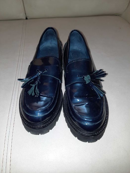 Buty damskie lakierowane
