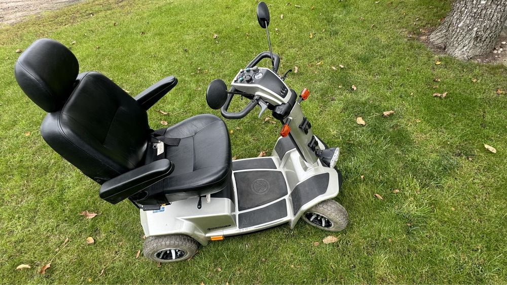 Wózek skuter elektryczny inwalidzki Celebrity XL Deluxe