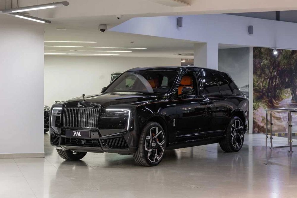 2025 Rolls-Royce Cullinan Series II Black Badge I