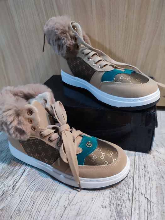 Buty zimowe ocieplane