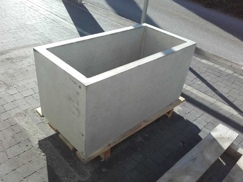 Donica betonowa 50/50/100 cm