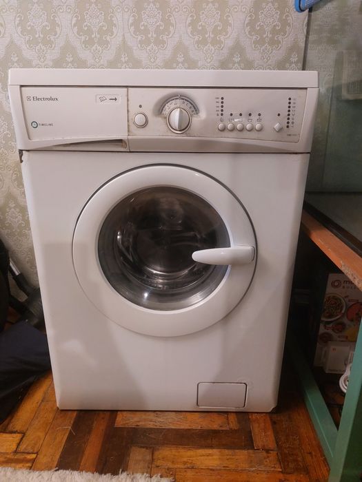 Стиральная машинка Electrolux
