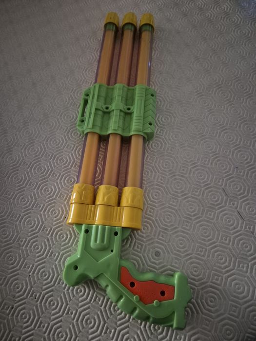 Bisnaga três bicos, de grande capacidade