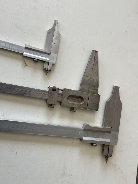 Narzedzia miernicze i skrawajace stolarskie