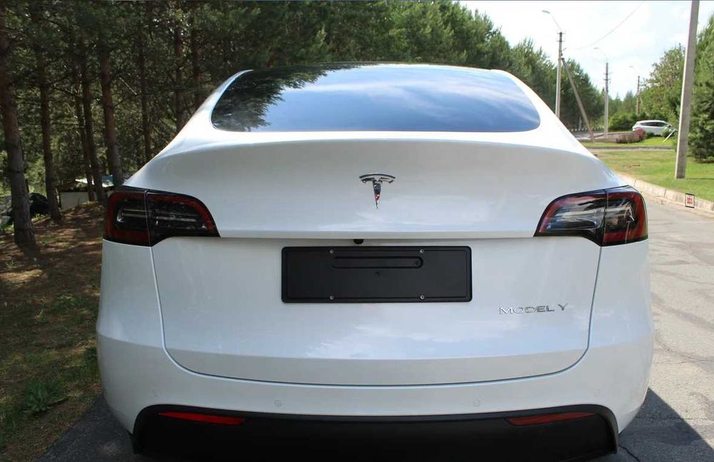 Tesla Model Y Long Range 2023