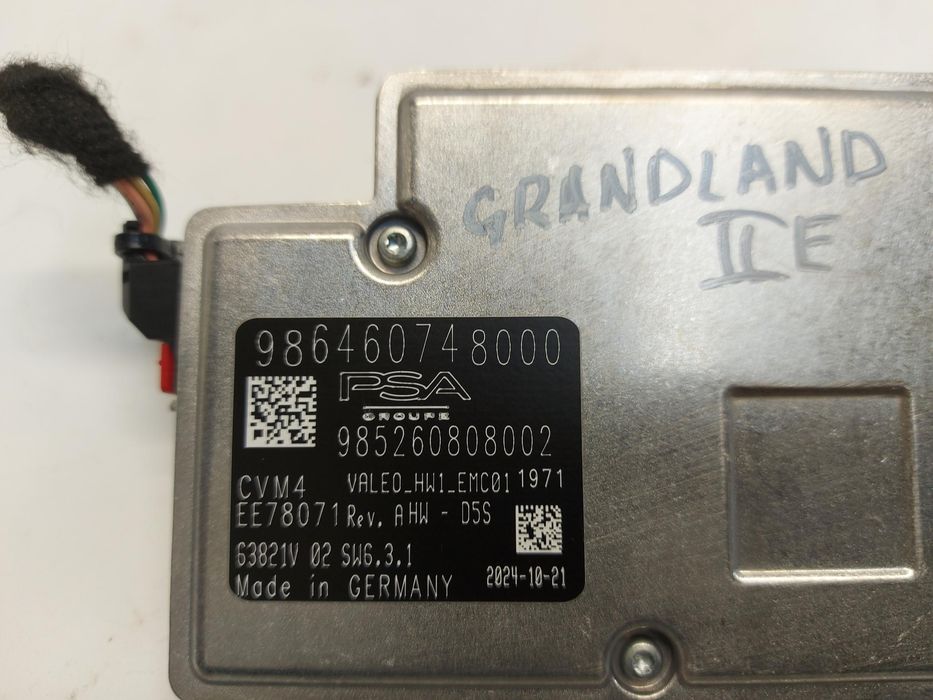 Opel grandland ii kamera asystent pasa przód 9864607480