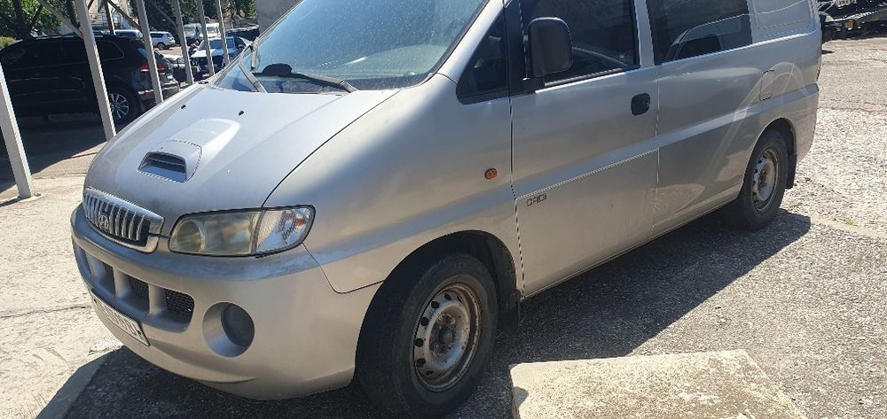 Хюндай н1 2004 2,5 CRDI