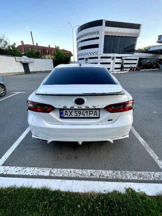 Toyota Camry SE 2023 Hybrid