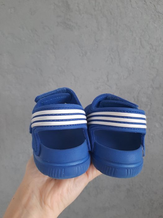 Sandały Adidas r. 25