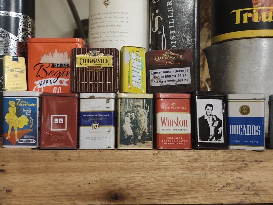 Caixas vintage latão para tabaco