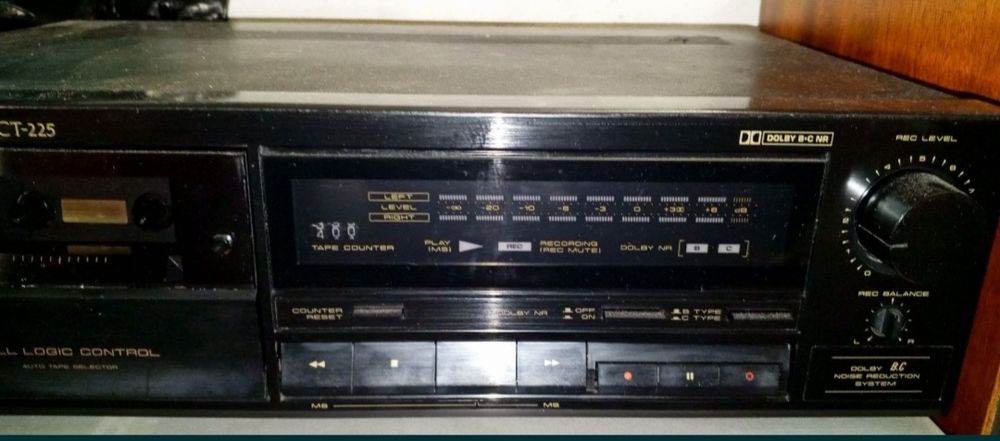 Pioneer CT-225 Кассетная дека