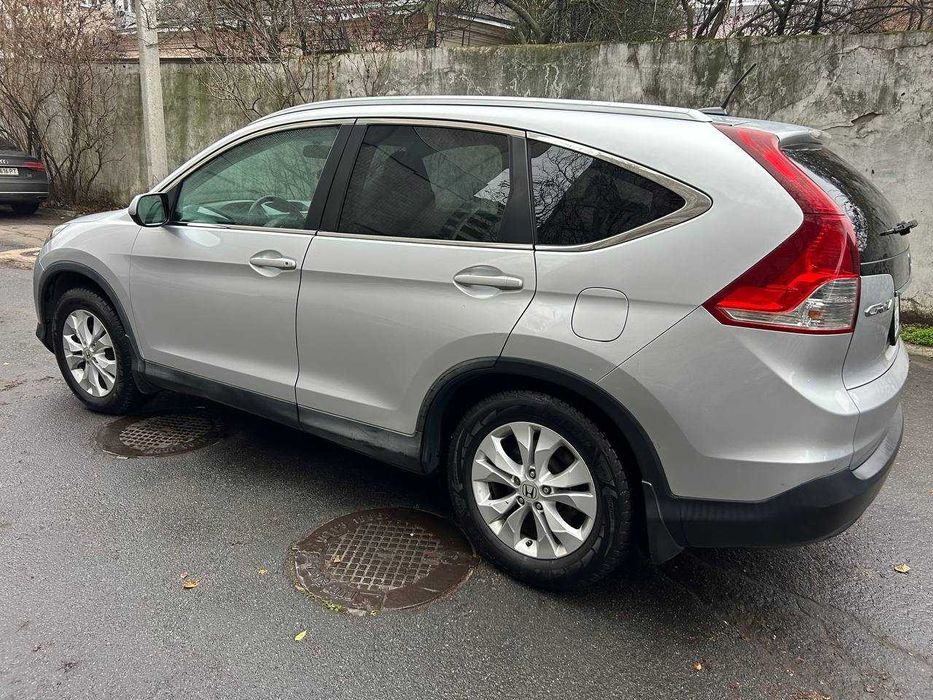 Продам свою Honda CR-V 2.4  2013 р