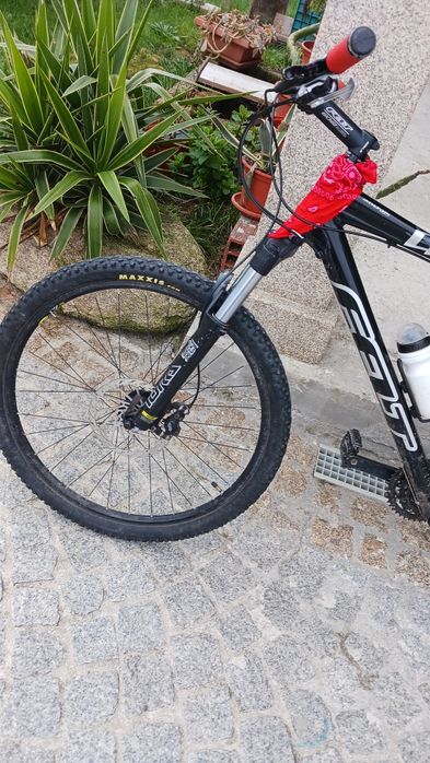 Bicicleta Felt, roda 26