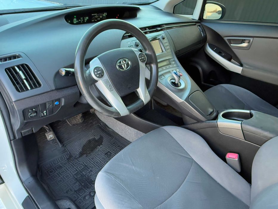Toyota Prius 2012