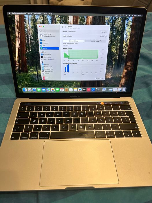 MacBook Pro Touch Bar
