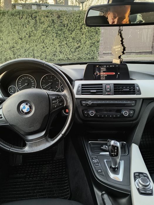 BMW 318d , automat , 2015 rok