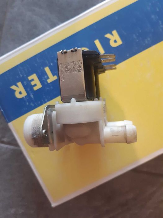 Elektrozawór do pralki dwudrożny E-00/217 Elektro zawór Indesit
