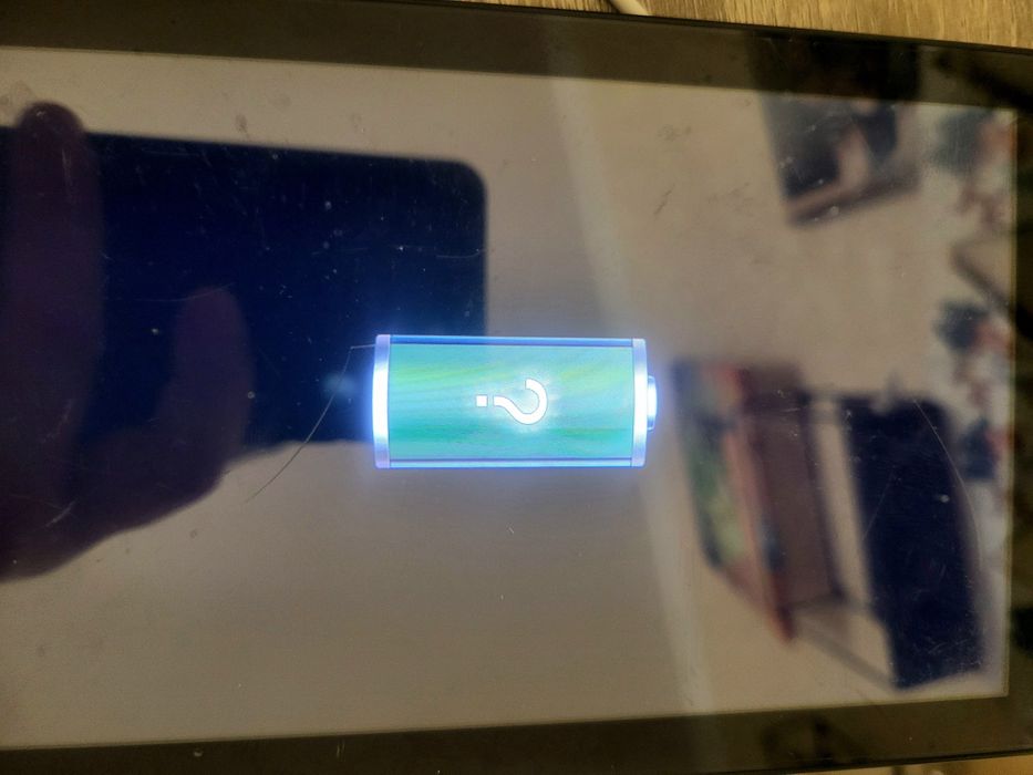 Asus MeMO Pad 7 (K01A)  + чохол
