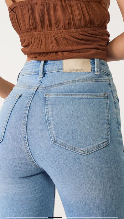 Spodnie krótkie dzwony Stradivarius 38