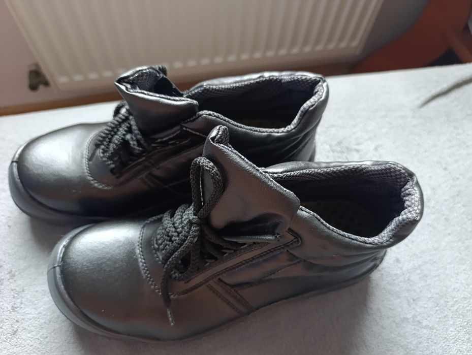 Buty robocze roz . 42