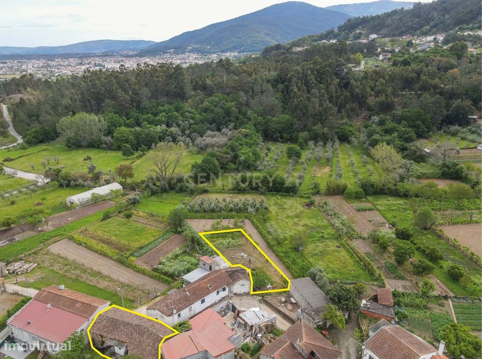 Moradia para recuperar - C/ terreno — Lousã E Vilarinho, Coimbra