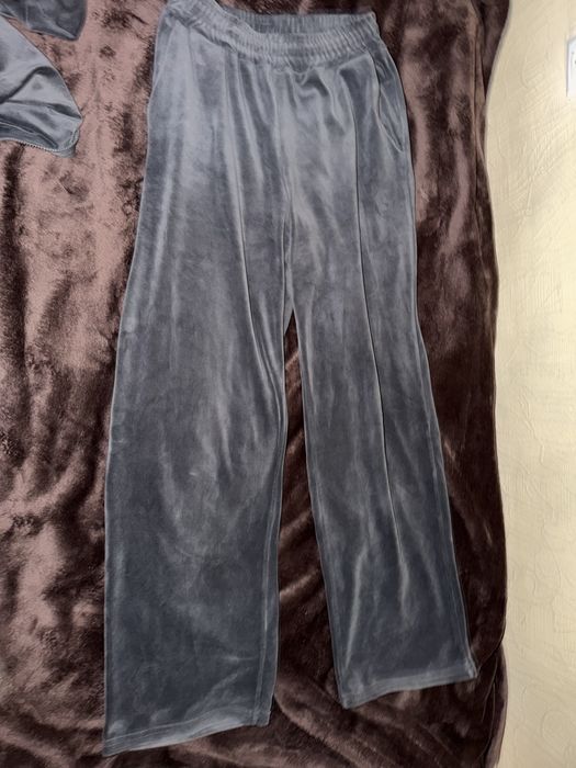 Розвантажую гардероб,читайте опис