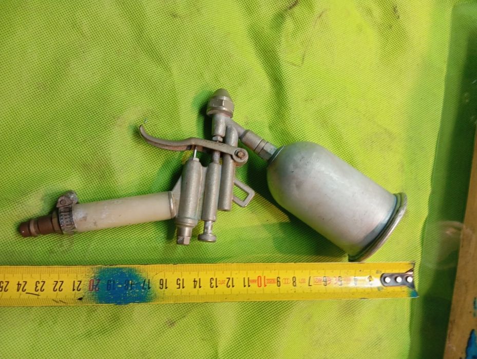 Pistola de pintura pequenina