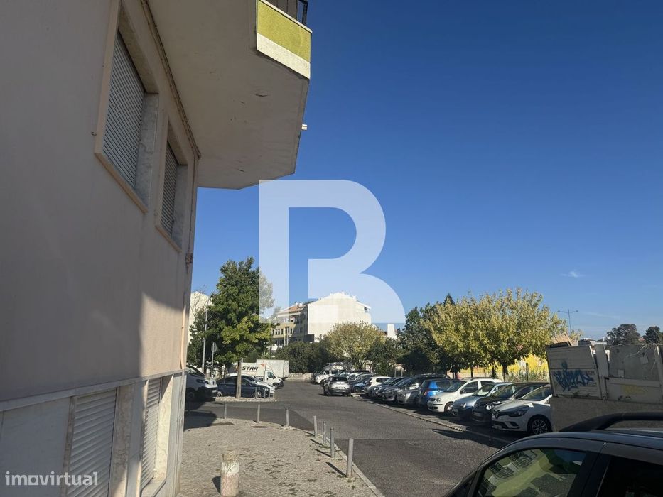 Apartamento T3 totalmente remodelado na Venteira
