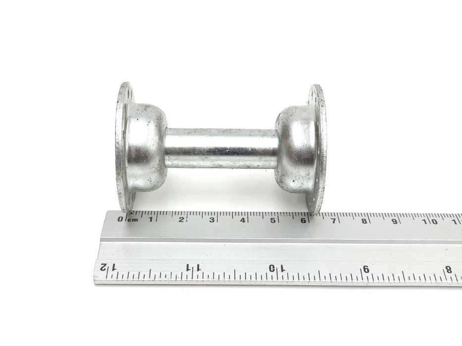 NOWY Korpus piasty koła przedniego 24 szprychy Romet Universal PRL