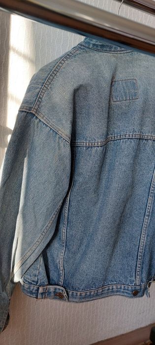 Джинсовая куртка