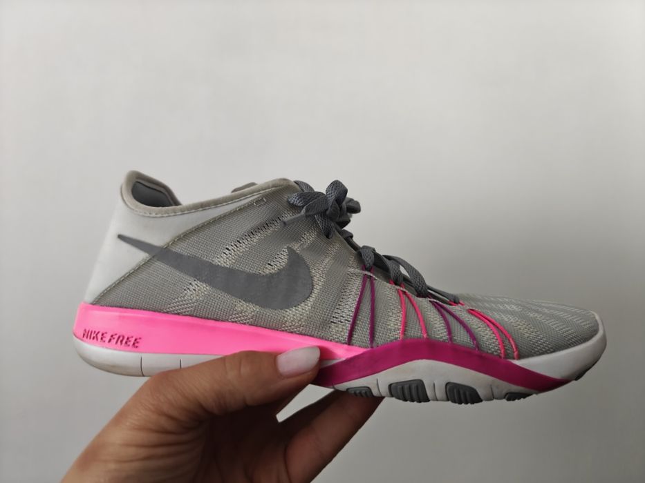 Nike Free adidasy sportowe sneakersy damskie 37,5/24 cm