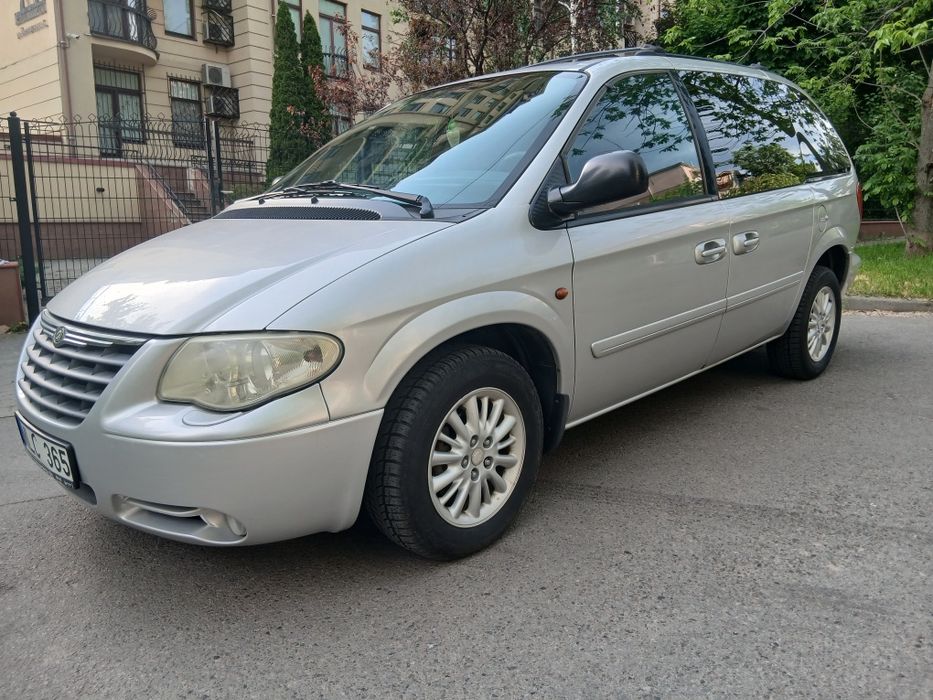 Продам  CHRYSLER  Grand  VOYAGER  2.8  td  АКПП