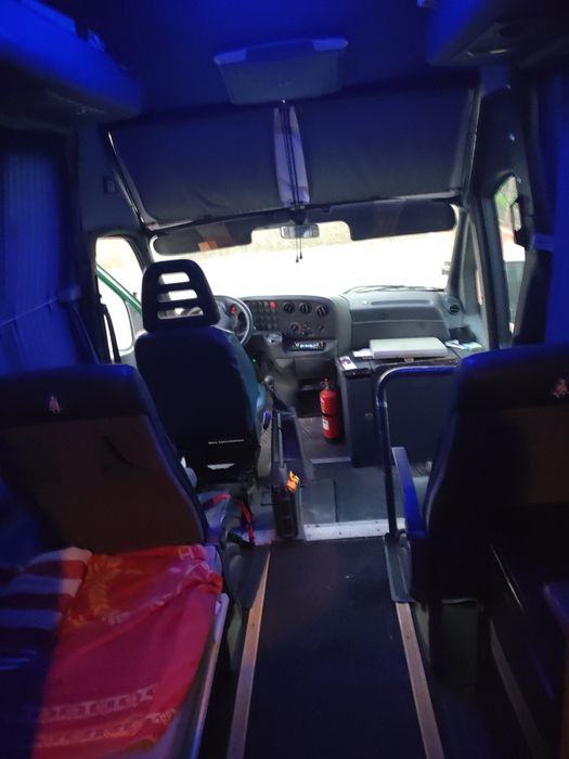 Iveco minibus 3 a 9 lugares