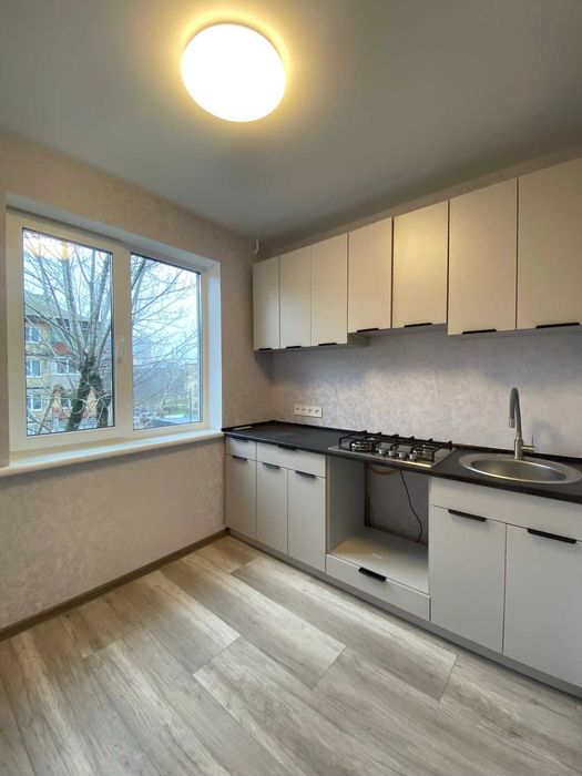 Продажа 1-комнатной квартиры, ул.Батумская,безнал .