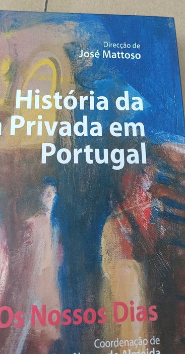 3 livros pouco manuseados história privada em Portugal José Matoso