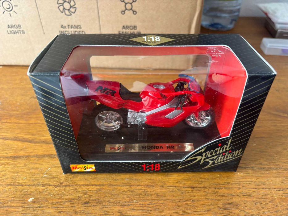 Miniaturas de Motos MAISTO Special Edition