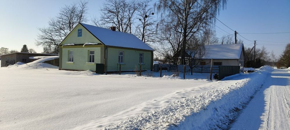 Продам житловий будинок в селі Пекалів