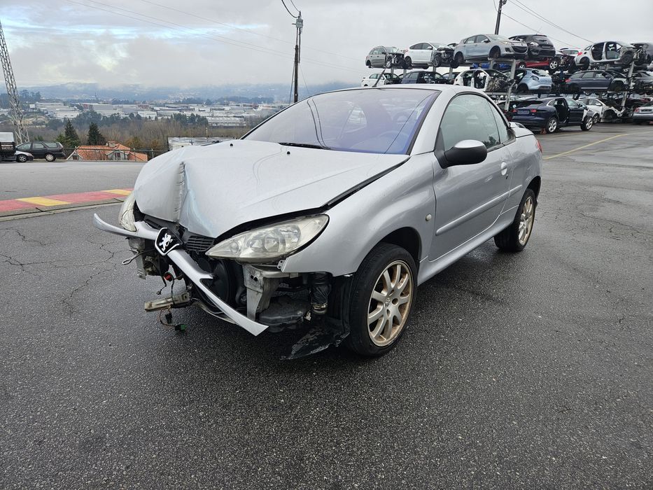 Peugeot 206 cc 1.6i 16V de 2002 para peças