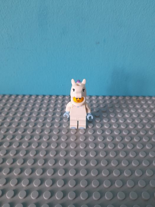 Lego Minifigures Series 13 Unicorn Girl col197 (Bez ogonu i inna Główka)