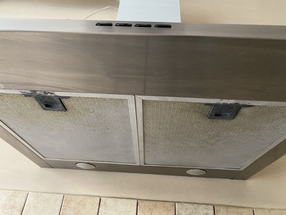 Продаж кухонної техніки. Витяжка