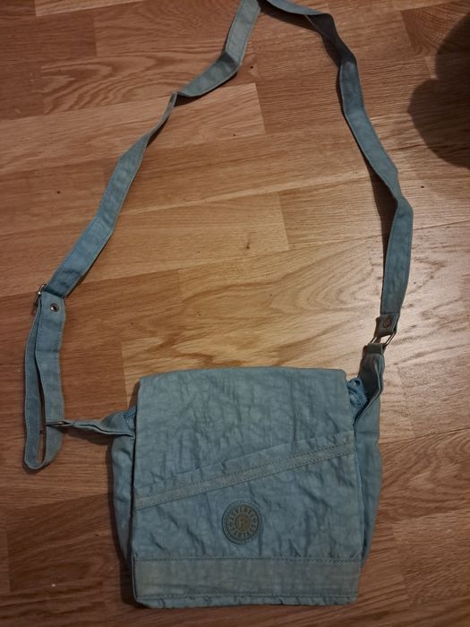 Torebka mała listonoszka