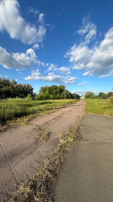 Виробничо-промисловий комплекс із земельною ділянкою