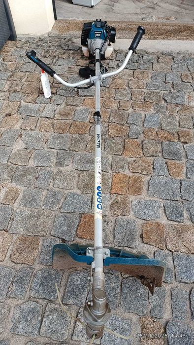 Vendo Máquina Corte de Relva e Roçadora