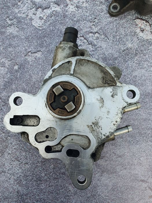 Тандемний насос, вакуумний 2.0 Пасат б6, Туран, Шкода А5, Гольф 5, 6