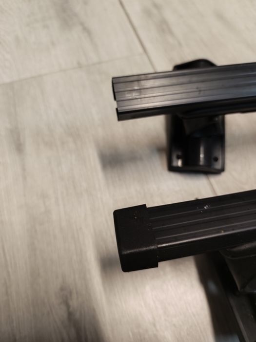 Bagażnik dachowy Amos do Ford Focus MK2