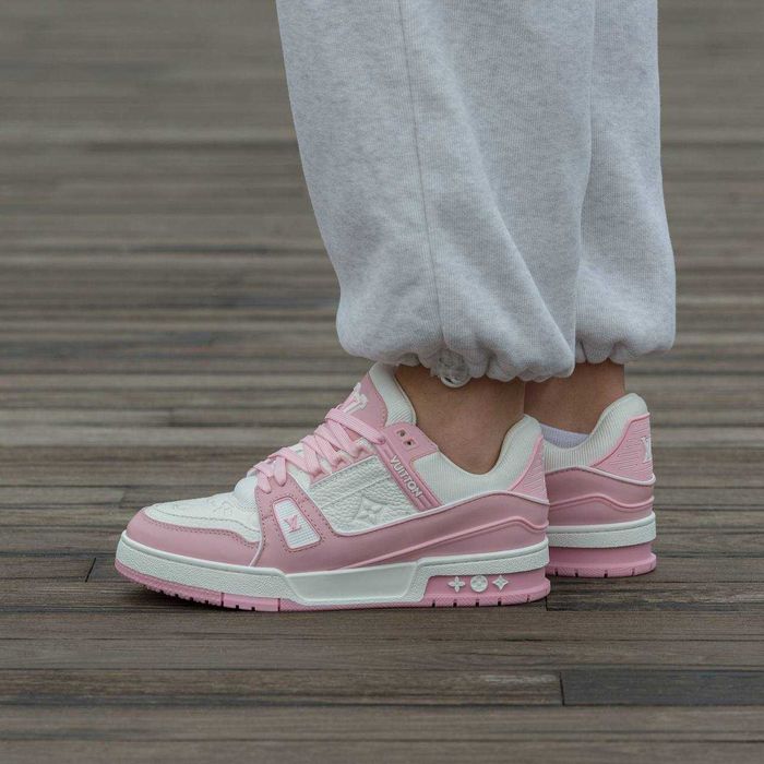 Премиальные женские кроссовки / Бело-розовые, Кожа (36–41) В коробке