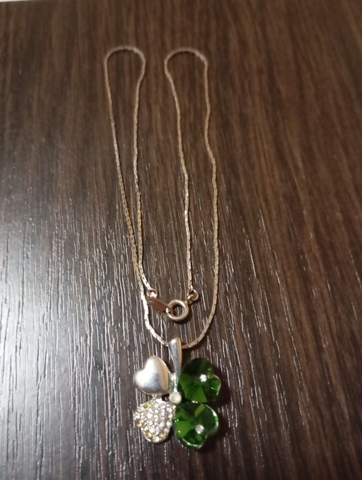 Продам цепочку з кулоном