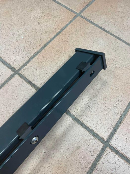 Slupek 60/40 2mm z listwą