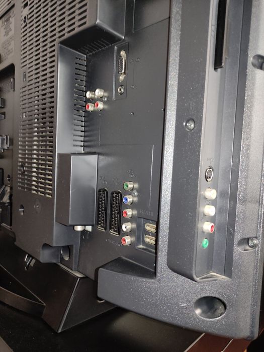 Televisão LCD Sony Bravia 32 polegadas